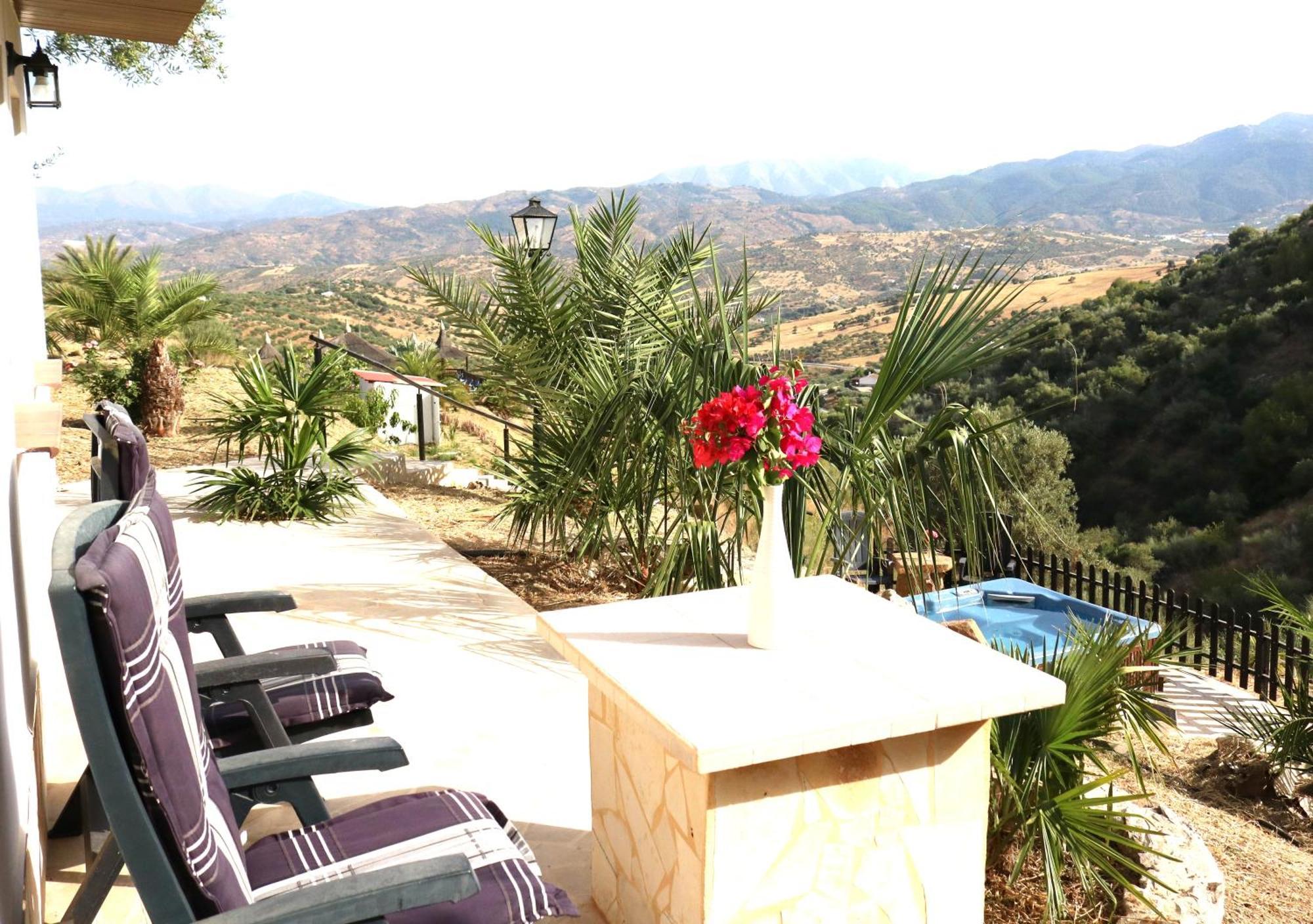 Private Detached Chalet With Own Jacuzzi Mi Dushi Tolox Exteriér fotografie